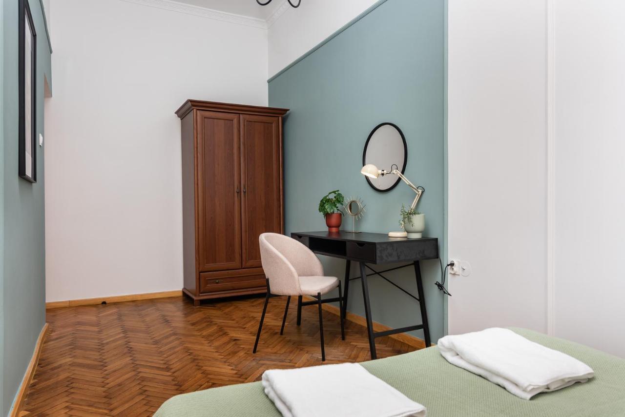 Classy Old Town Apartment - By Upstairs Cracovia Esterno foto