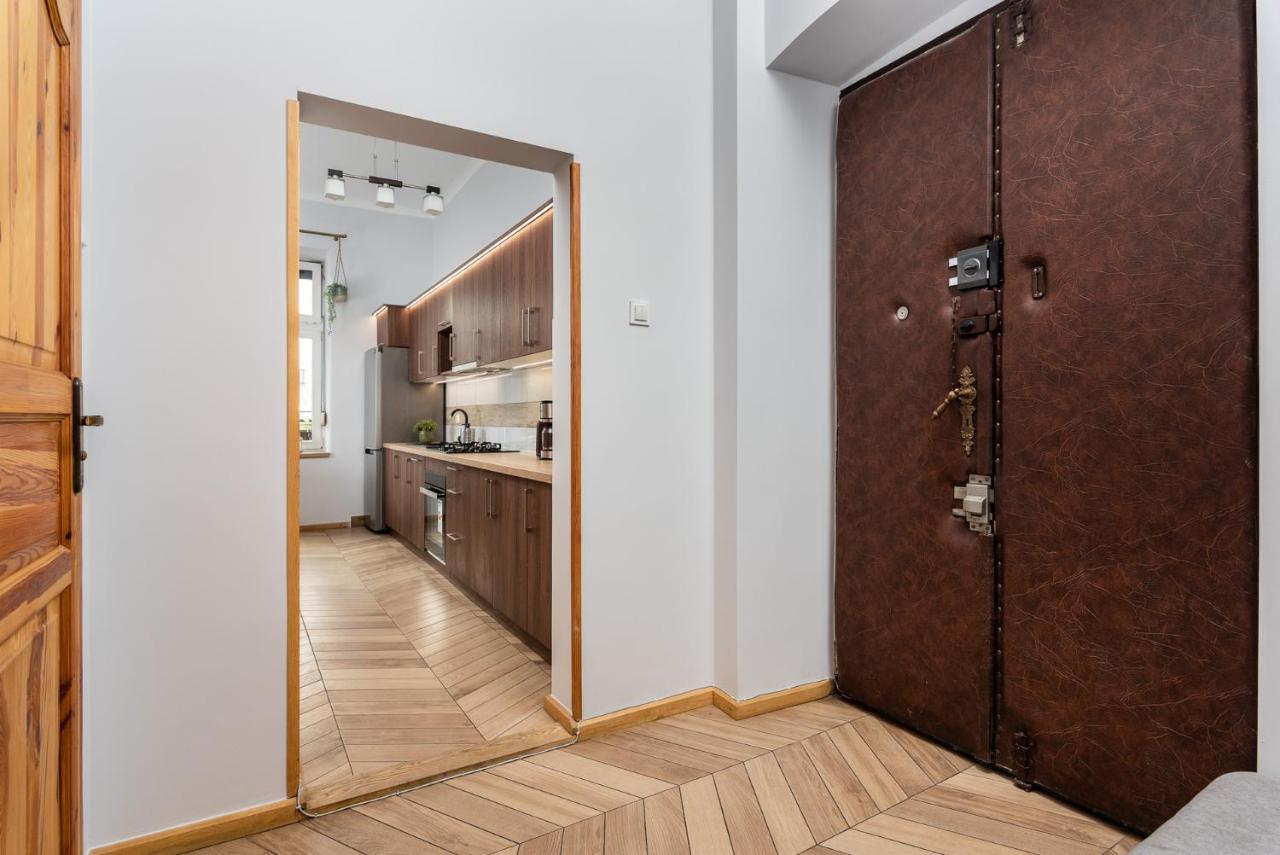 Classy Old Town Apartment - By Upstairs Cracovia Esterno foto